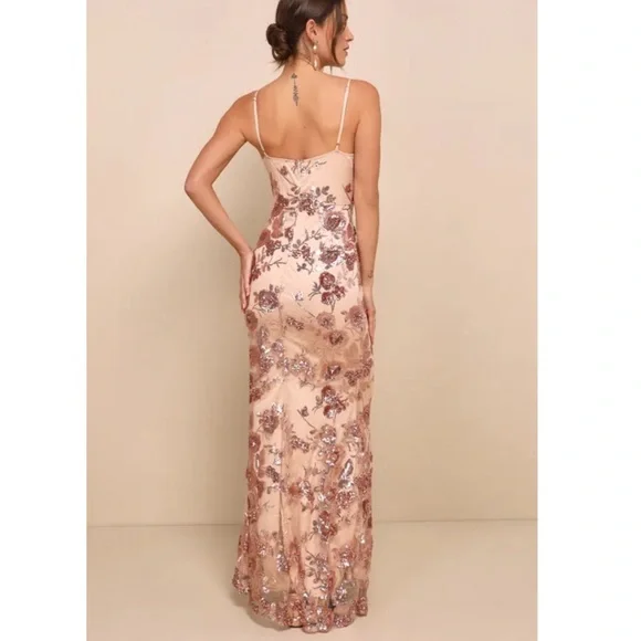 In Stores Now New Lulus Elegant Floral Sequin Gown in Cream and Pink Sz US XL - Picture 3 of 5